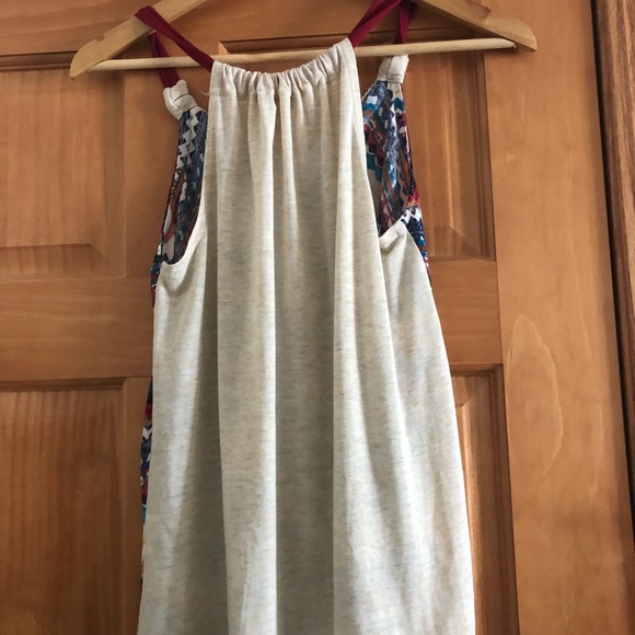 NWOT Women’s top - Picture 2 of 3